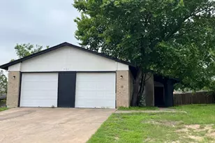 5103 B Purple Sage Dr, Austin, TX 78724 - Photo 2