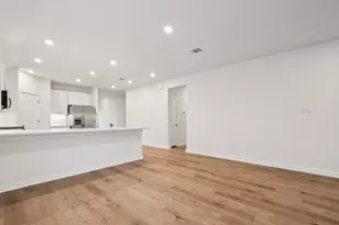 502 Salamander St, San Marcos, TX 78666 - Photo 6