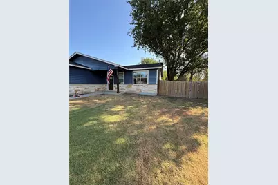 132 Waianae Court, Bastrop, TX 78602 - Photo 4