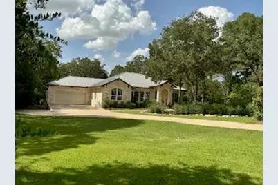 118 Loblolly Drive, Elgin, TX 78621 - Photo 2