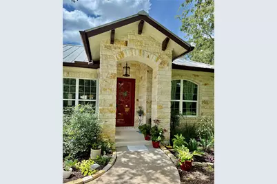 118 Loblolly Drive, Elgin, TX 78621 - Photo 4