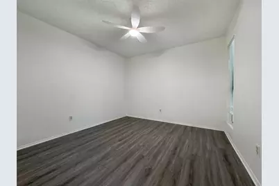 2017 Greenbrook Parkway #B, Austin, TX 78723 - Photo 10