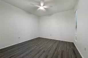 2017 Greenbrook Pkwy, Austin, TX 78723 - Photo 10