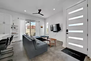 2812 E 4th St, Austin, TX 78702 - Photo 6