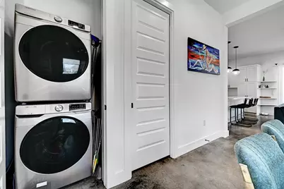 2812 E 4th Street #2, Austin, TX 78702 - Photo 22