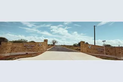 560 Pr Goose Creek Ln, Jourdanton, TX 78026 - Photo 4