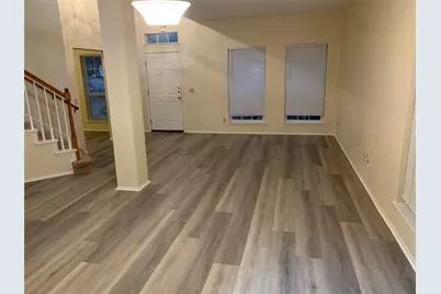 10911 Grassmere Court, Austin, TX 78739 - Photo 4