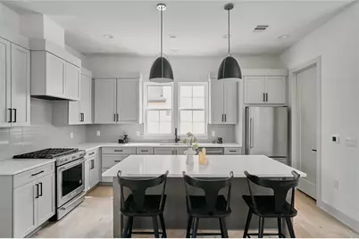 2209 Woodland Avenue #201, Austin, TX 78741 - Photo 1