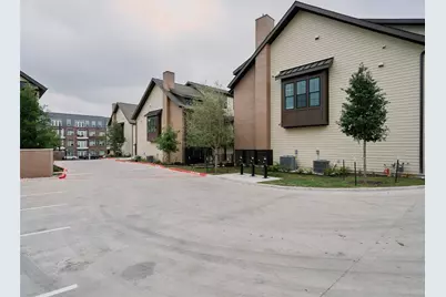 2209 Woodland Avenue #201, Austin, TX 78741 - Photo 24