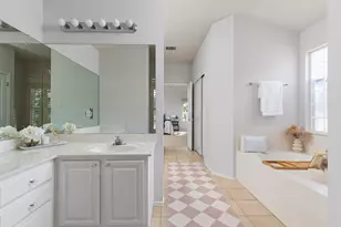 8017 Luling Ln, Austin, TX 78729 - Photo 18