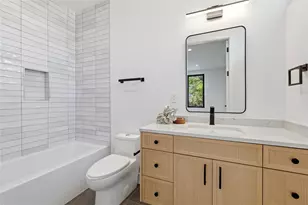 1702 W 30th St, Austin, TX 78703 - Photo 12