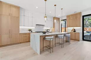 1702 W 30th St, Austin, TX 78703 - Photo 10