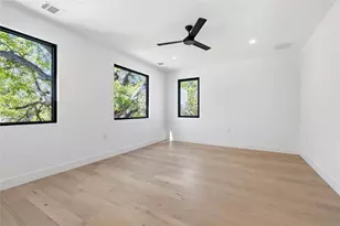 1702 W 30th St, Austin, TX 78703 - Photo 16