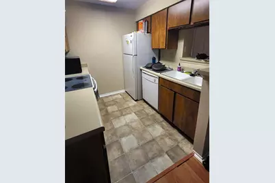 114 E 31st Street #201, Austin, TX 78705 - Photo 6