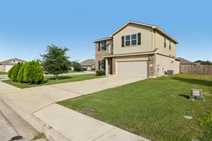 232 Evening Dusk Dr, Kyle, TX 78640 - Photo 2