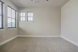 4524 Berkman Dr, Austin, TX 78723 - Photo 32