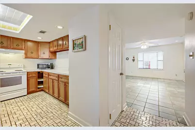 20223 Travis Drive #4, Lago Vista, TX 78645 - Photo 4