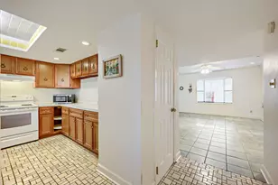 20223 Travis Dr, Lago Vista, TX 78645 - Photo 4