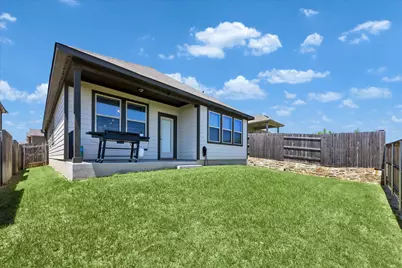 685 Papaya Drive, Buda, TX 78610 - Photo 10