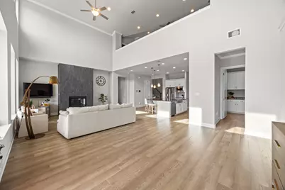 15705 Colinas Cove, Bee Cave, TX 78738 - Photo 8