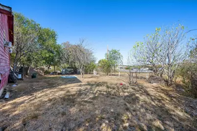 1107 Sturgis Street, Taylor, TX 76574 - Photo 20