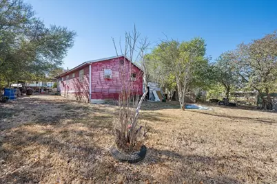 1107 Sturgis Street, Taylor, TX 76574 - Photo 22