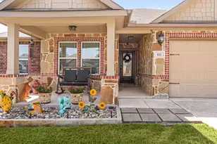 111 Plantain Dr, Hutto, TX 78634 - Photo 4