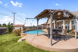 111 Plantain Dr, Hutto, TX 78634 - Photo 34
