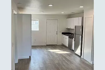 1440 Jackson Street #B, New Braunfels, TX 78130 - Photo 6