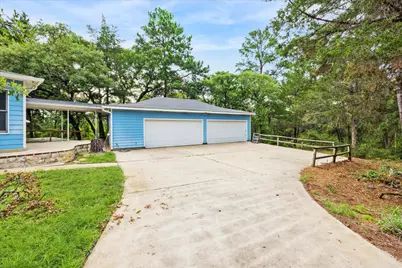 222 Pony Express Drive, Smithville, TX 78957 - Photo 4