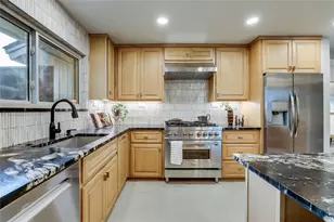 8312 Appalachian Dr, Austin, TX 78759 - Photo 16