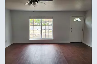 807 Fernwood Cove, Round Rock, TX 78664 - Photo 4