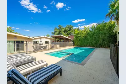 907 W Travis Street, Fredericksburg, TX 78624 - Photo 28