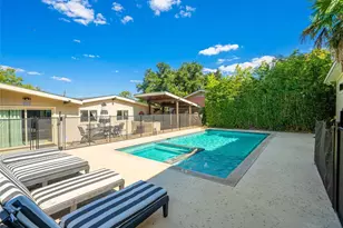 907 W Travis St, Fredericksburg, TX 78624 - Photo 28