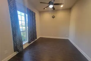 340 Cross Timbers Dr, Georgetown, TX 78628 - Photo 4