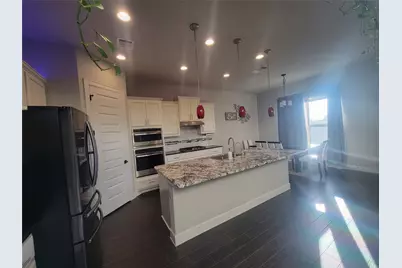 340 Cross Timbers Drive, Georgetown, TX 78628 - Photo 10