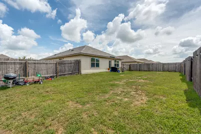 1618 Woodlands Drive, Kyle, TX 78640 - Photo 32