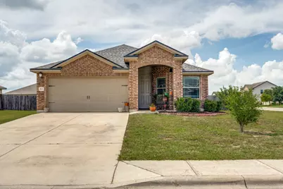 1618 Woodlands Drive, Kyle, TX 78640 - Photo 2