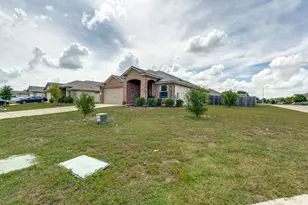 1618 Woodlands Dr, Kyle, TX 78640 - Photo 8