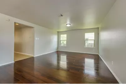 210 Cushman Drive, Kyle, TX 78640 - Photo 4
