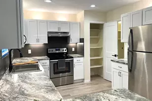 8615 Bowling Green Dr, Austin, TX 78757 - Photo 16