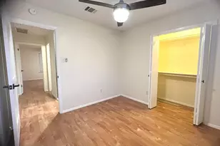 8615 Bowling Green Dr, Austin, TX 78757 - Photo 22