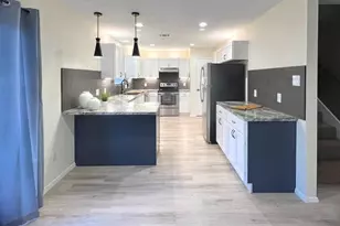 8615 Bowling Green Dr, Austin, TX 78757 - Photo 12