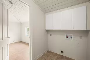104 W Hall St, Pflugerville, TX 78660 - Photo 14