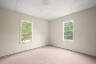 104 W Hall St, Pflugerville, TX 78660 - Photo 10