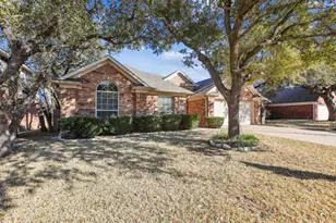 3805 Pebble Ct, Round Rock, TX 78664 - Photo 2