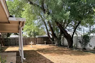 2706 Thrushwood Dr, Austin, TX 78757 - Photo 24