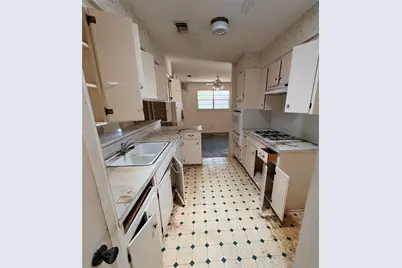 2706 Thrushwood Drive, Austin, TX 78757 - Photo 8
