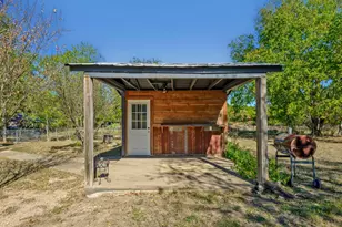 802 N Ave N, Johnson City, TX 78636 - Photo 24