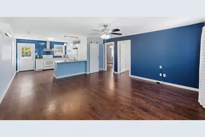 802 N Avenue N, Johnson City, TX 78636 - Photo 8